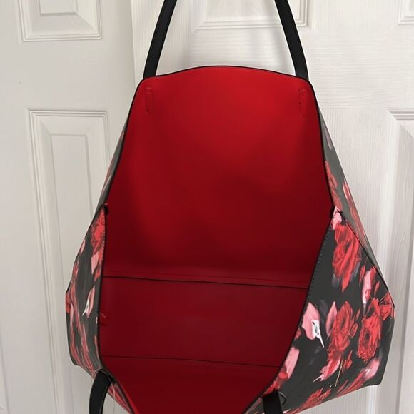 Victoria's Secret Limited Edition Large Red Floral Rose Tote Bag - Picture 6 of 8